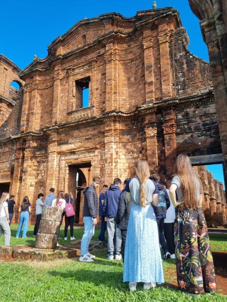 Alunos da FAT participam de enriquecedora viagem de estudos às Missões