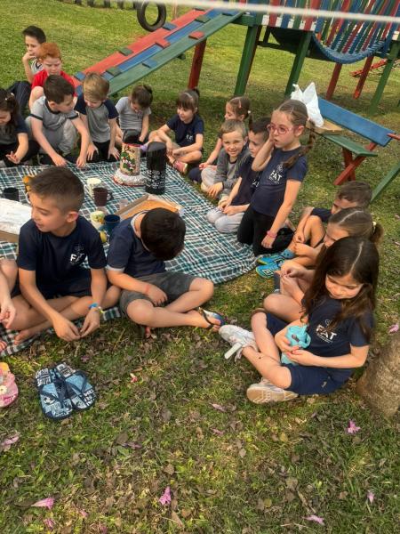 *Alunos do Pré II participam de tarde de aprendizado e diversão na FAT*